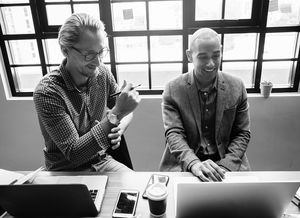 乐鱼体育在线-斯密斯：凭借敏锐的视野与速度，成为全黑队不可或缺的球员，斯密06